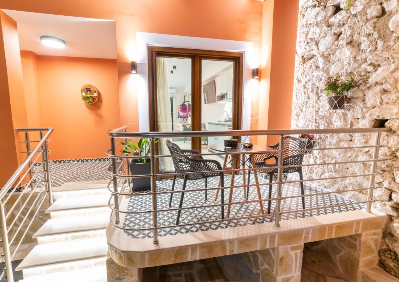 Bella Vasilica Luxury Apartments Parga Extérieur photo